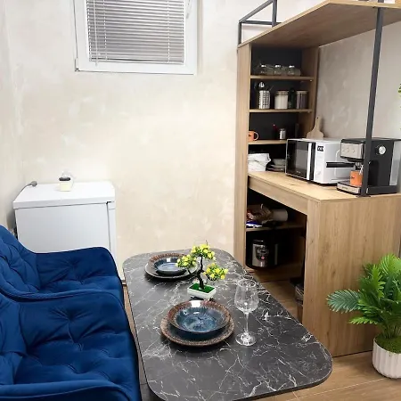 Cozy Corner 41